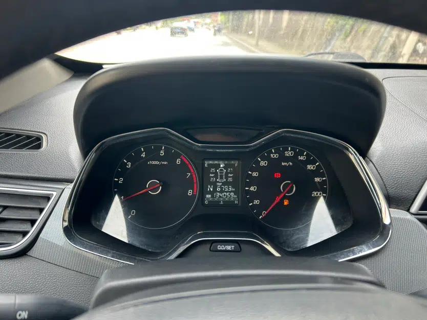 Baojun 310W 2018 1.5L Automatic Luxury Version China V — миниатюра 7