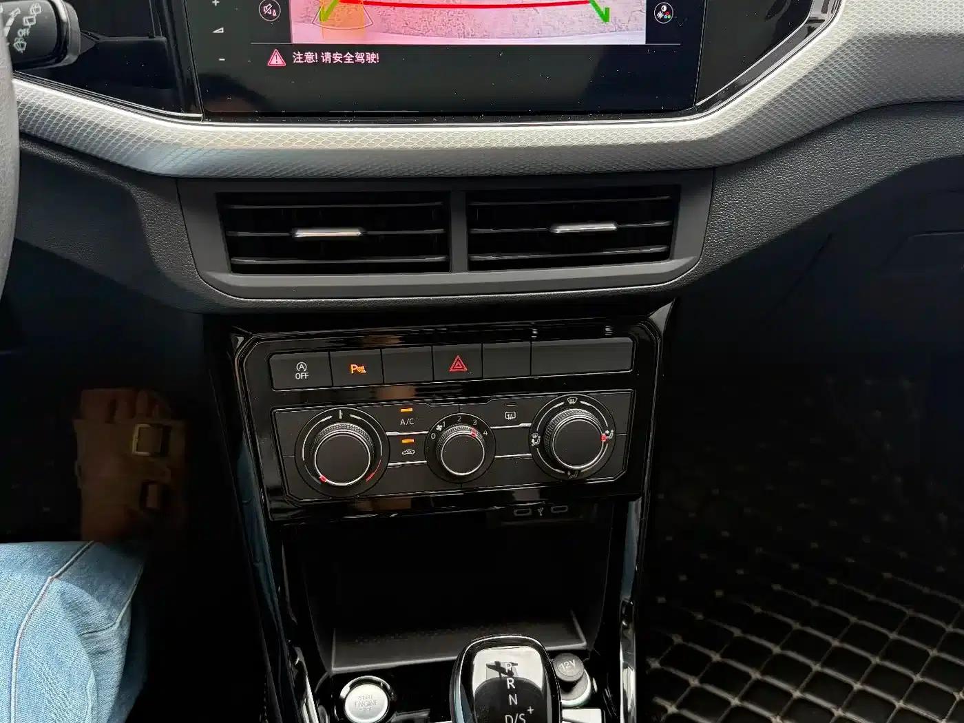 2021 Volkswagen T-Cross 1.5L Automatic Smart Connect Edition — миниатюра 11