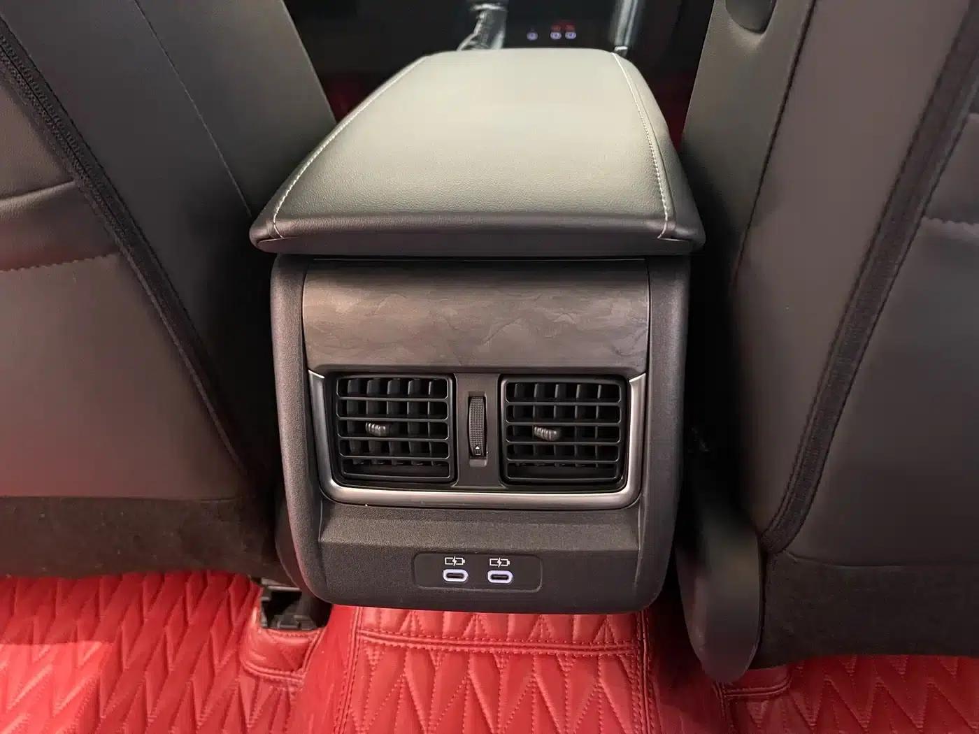 2024 Camry Hybrid 2.0HG Premium Edition — миниатюра 19