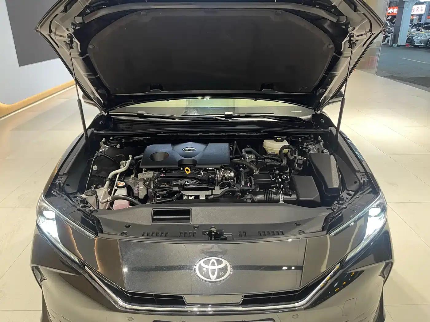 2024 Camry Hybrid 2.0HG Premium Edition — миниатюра 22