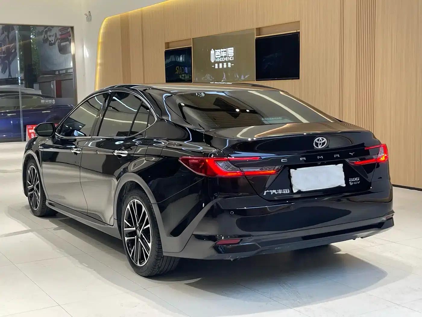 2024 Camry Hybrid 2.0HG Premium Edition — миниатюра 5