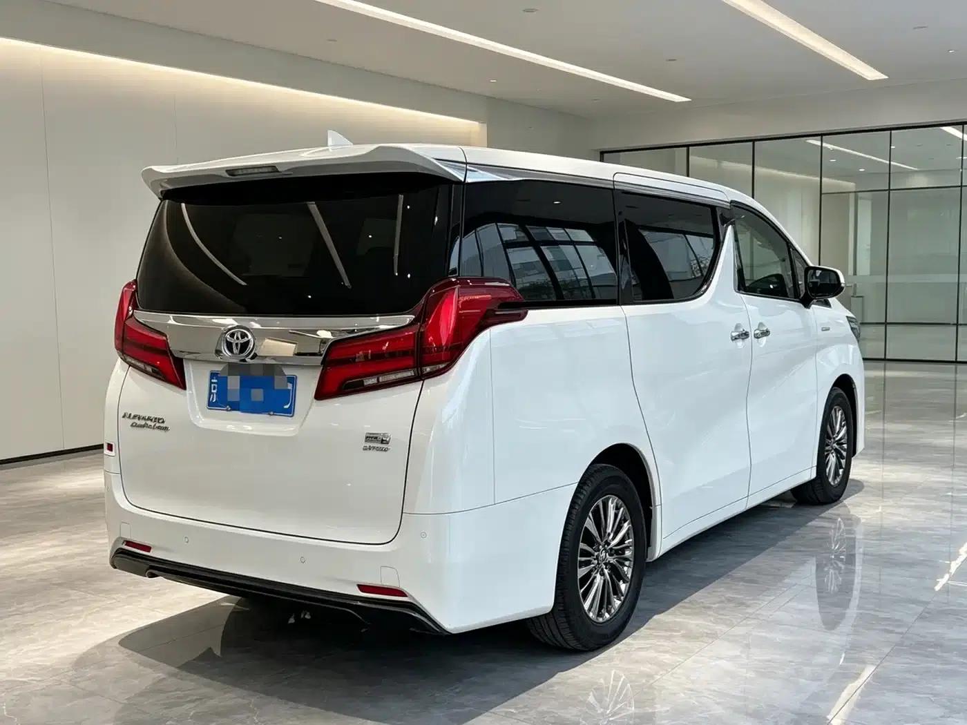 2021 Alphard Hybrid 2.5L Premium Edition — миниатюра 5