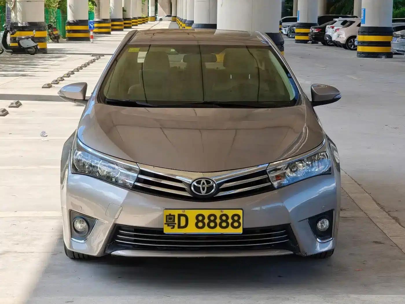 2014 Toyota Corolla 1.6L CVT GL-i Leather Edition — миниатюра 2