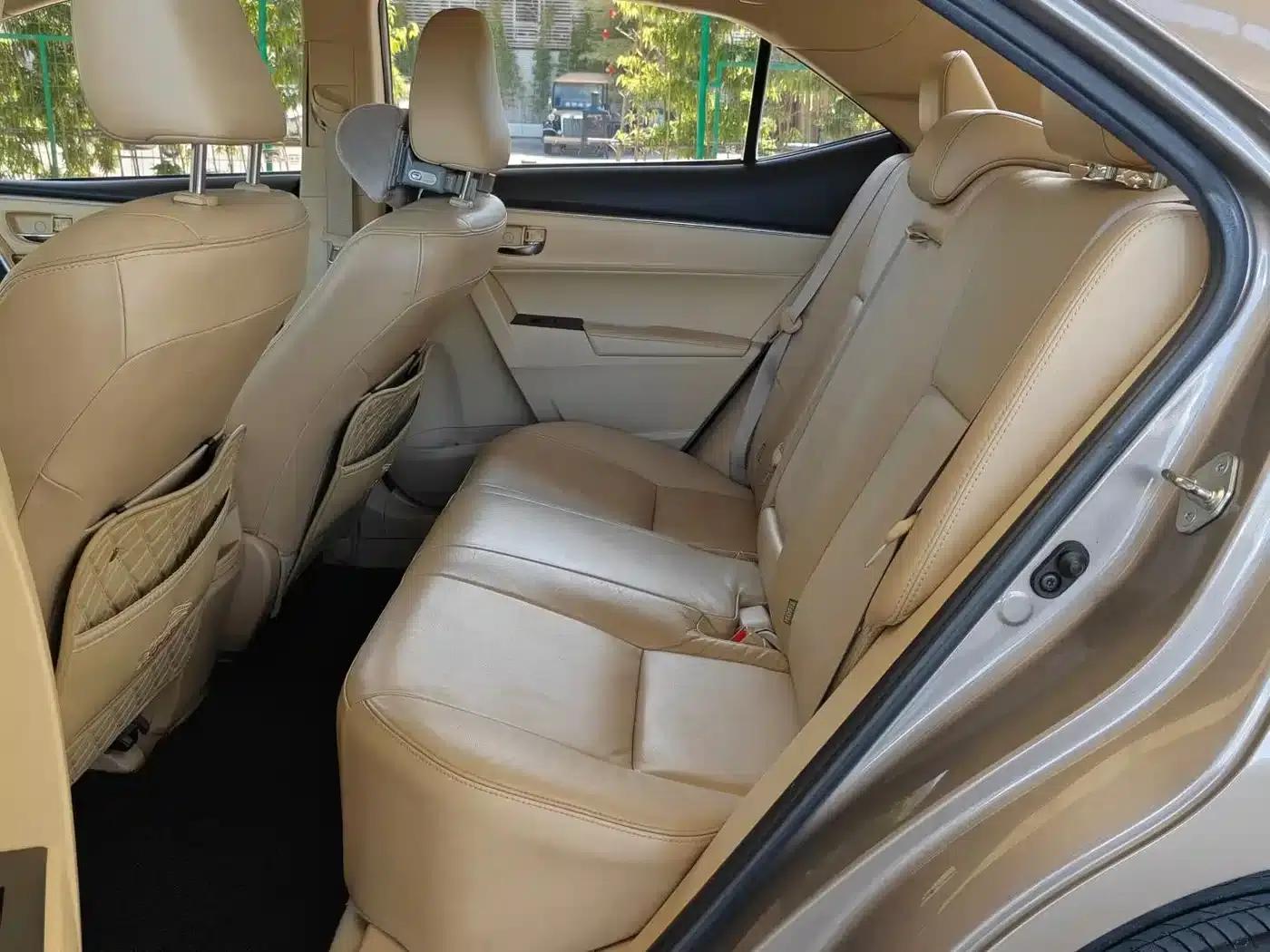 2014 Toyota Corolla 1.6L CVT GL-i Leather Edition — миниатюра 7