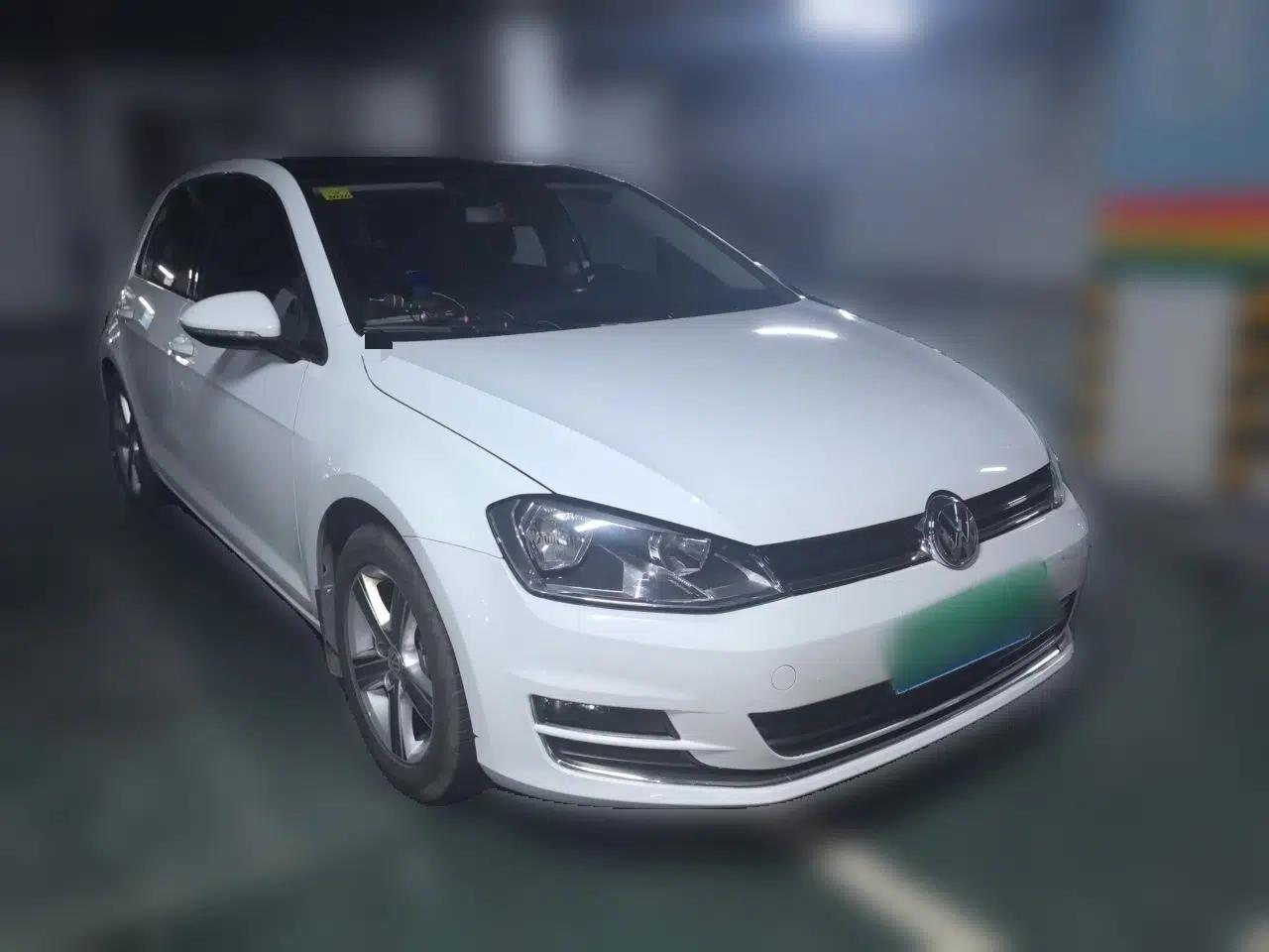 Volkswagen Golf 2014 1.4TSI Automatic Luxury Model — миниатюра 3
