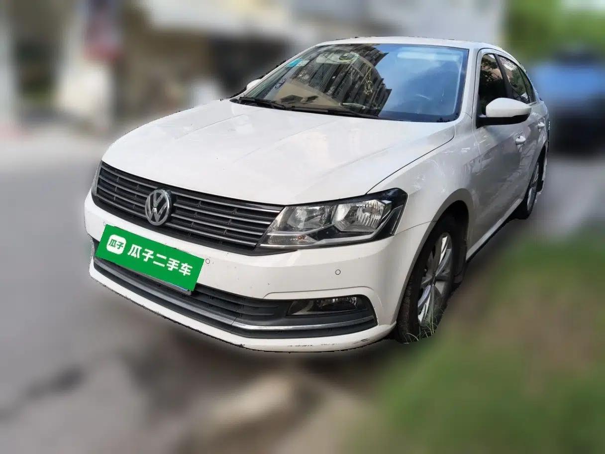 Volkswagen Lavida 2017 1.6L Automatic Comfort Edition — миниатюра 1