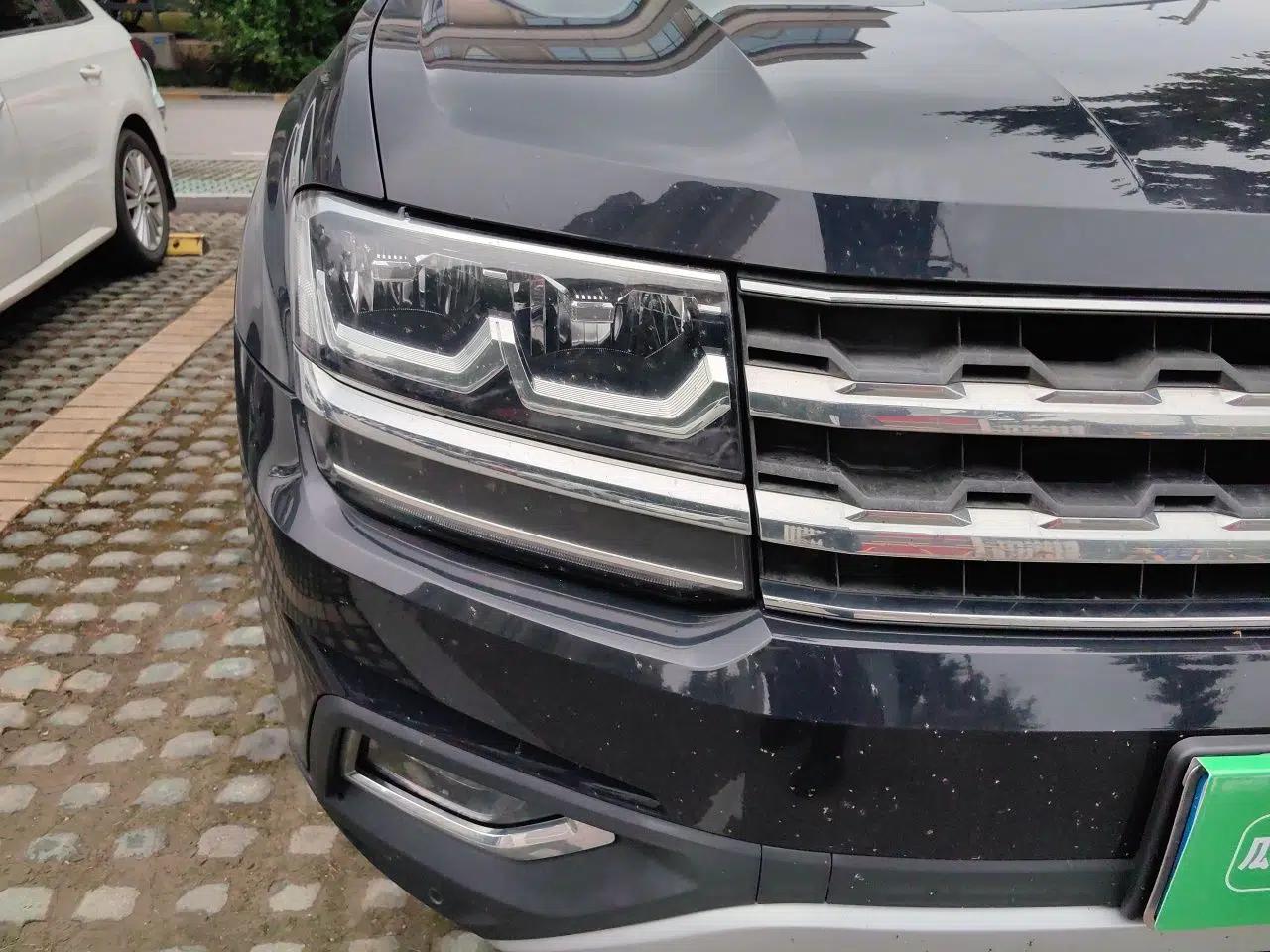 Volkswagen Teramont 2019 330TSI Two-Wheel-Drive Luxury Edition China V Standard — миниатюра 7