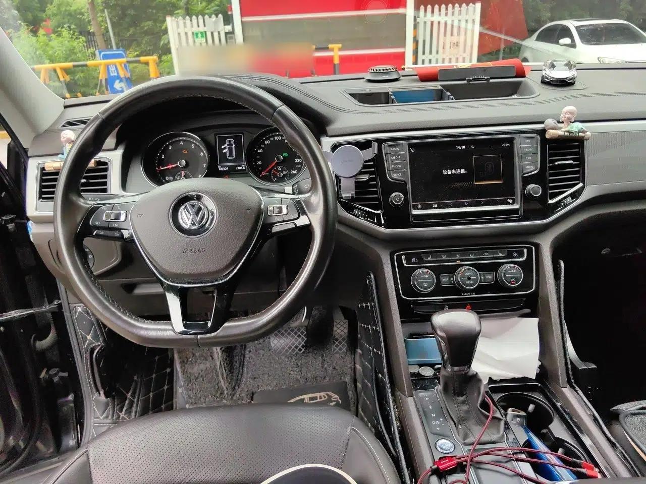 Volkswagen Teramont 2019 330TSI Two-Wheel-Drive Luxury Edition China V Standard — миниатюра 10