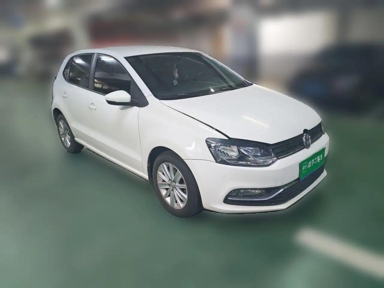 Volkswagen Polo 2014 1.6L Automatic Comfort Edition — миниатюра 3