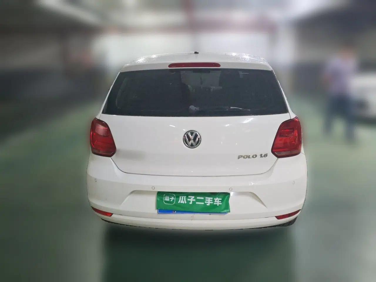 Volkswagen Polo 2014 1.6L Automatic Comfort Edition — миниатюра 5
