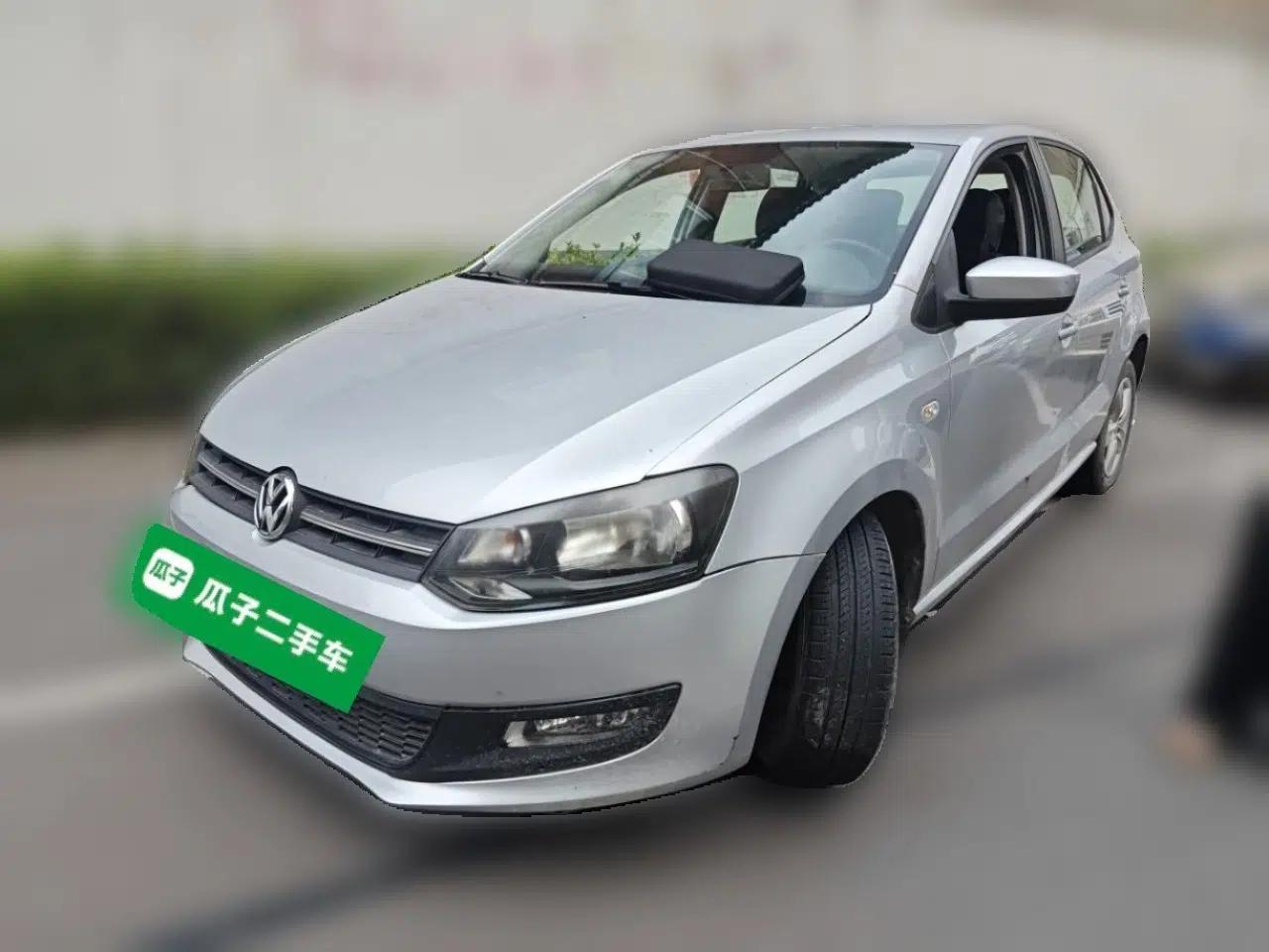 Volkswagen Polo 2011 1.4L Manual ZhiShang Edition — миниатюра 1