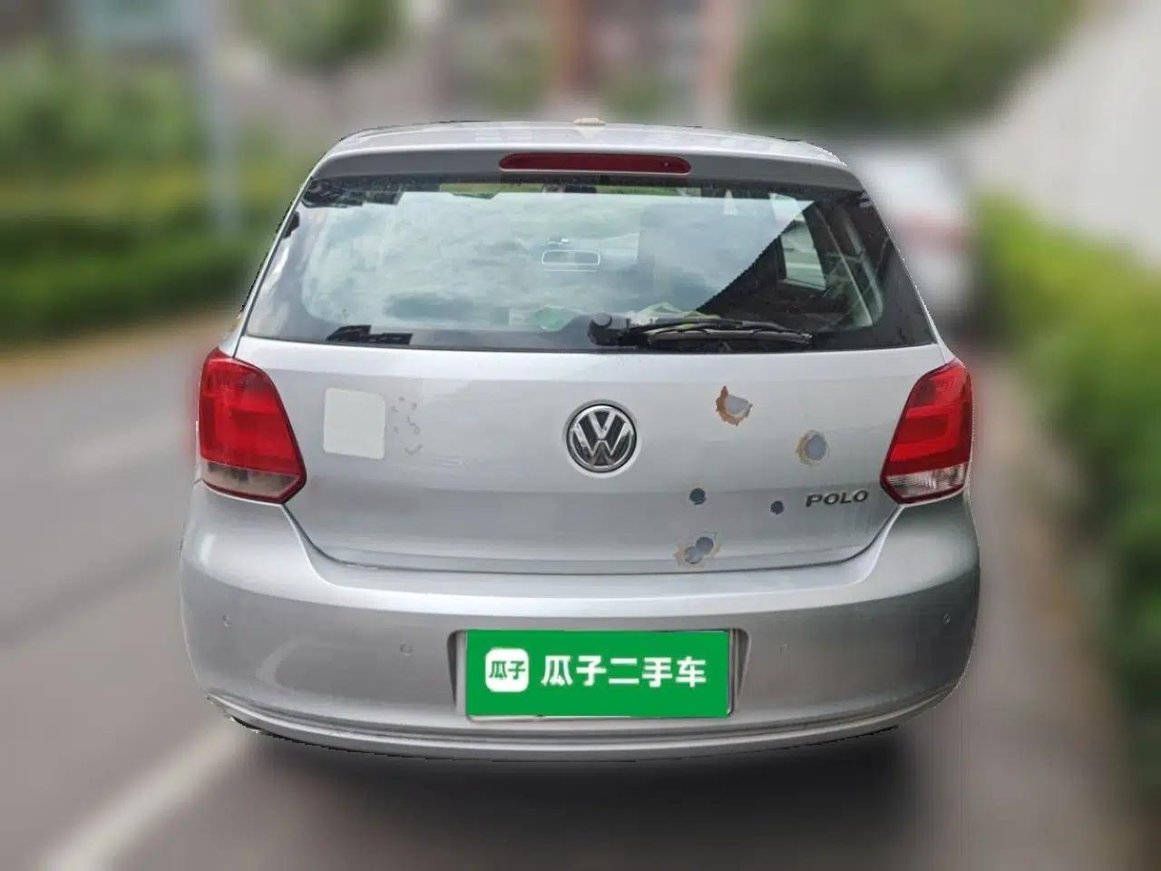 Volkswagen Polo 2011 1.4L Manual ZhiShang Edition — миниатюра 5