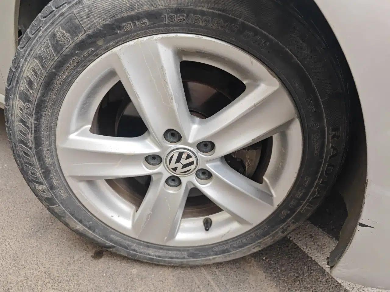 Volkswagen Polo 2011 1.4L Manual ZhiShang Edition — миниатюра 8