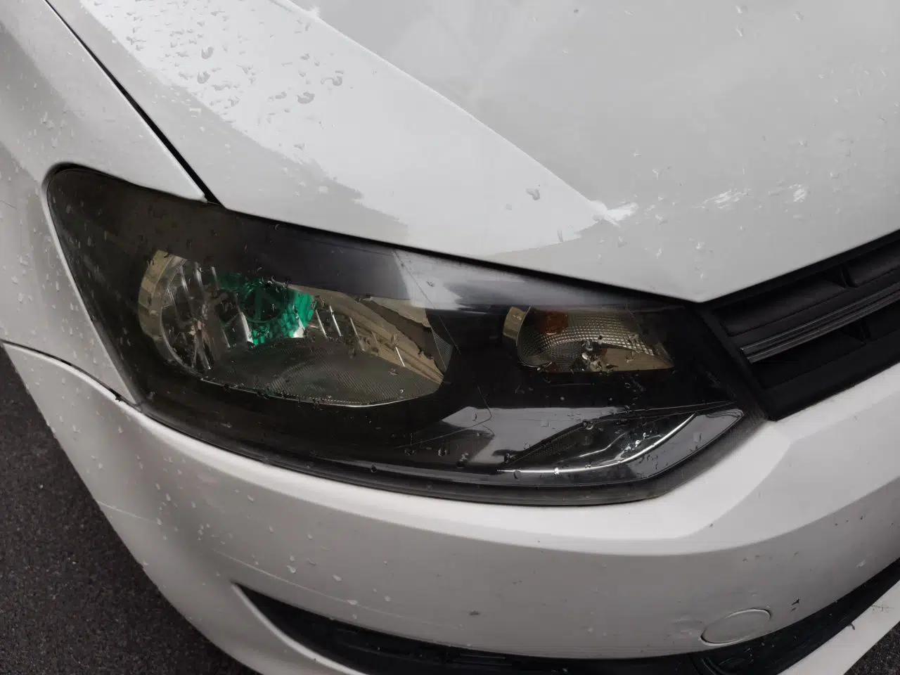 Volkswagen Polo 2013 1.4L Manual Fashion Edition — миниатюра 7