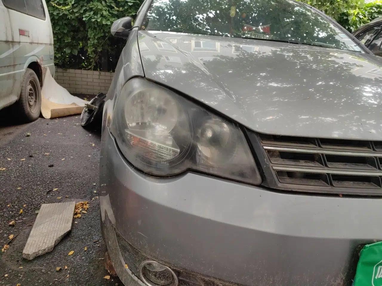Volkswagen Polo 2011 Jingqu 1.6L Manual - Real Cool Edition — миниатюра 7