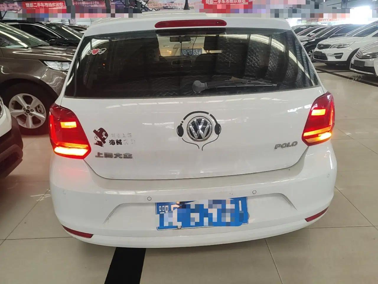 Volkswagen Polo 2014 1.4L Automatic Comfort Edition — миниатюра 5