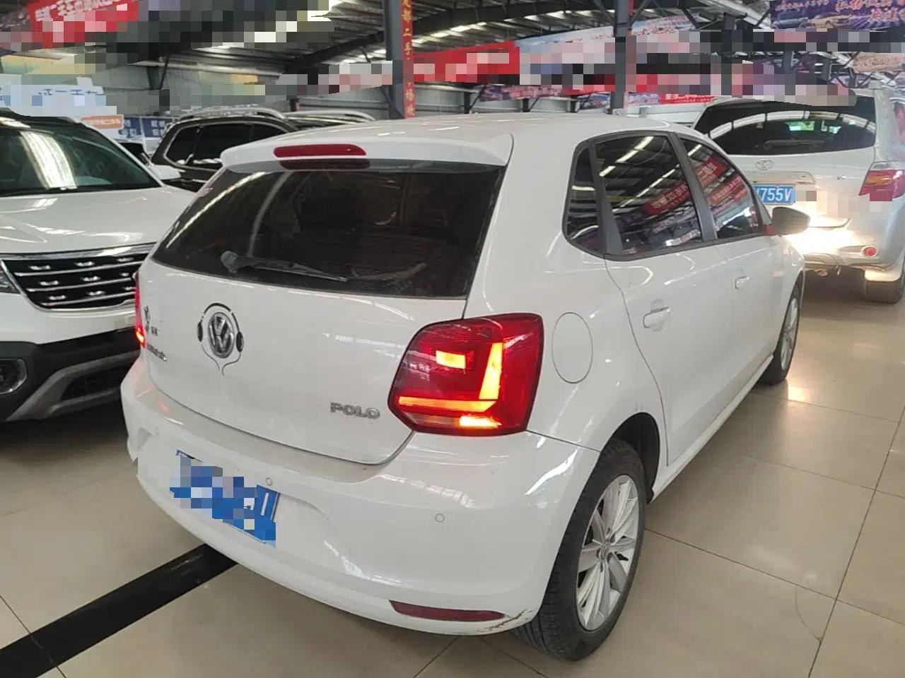 Volkswagen Polo 2014 1.4L Automatic Comfort Edition — миниатюра 6