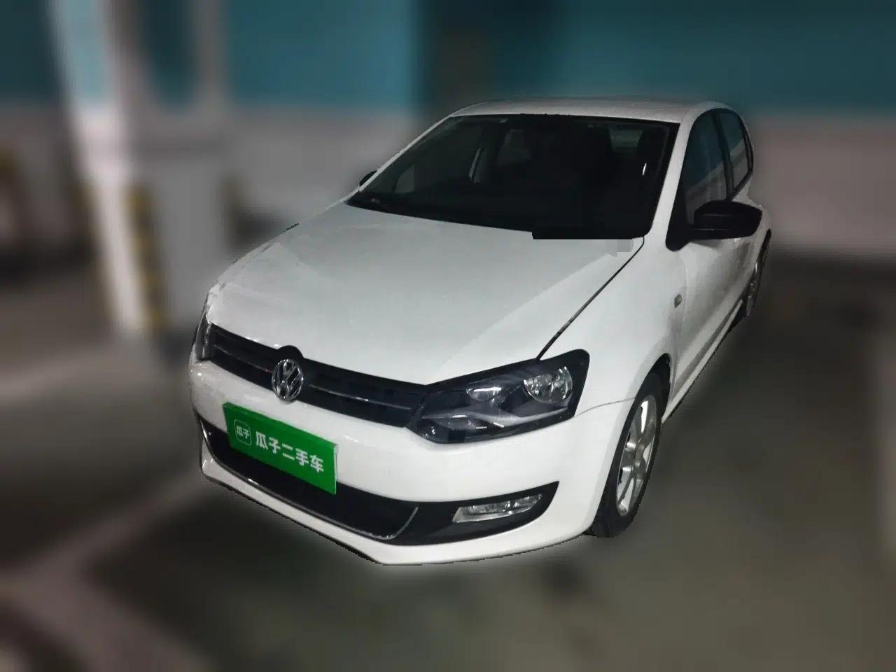 Volkswagen Polo 2013 1.6L Automatic Comfort Edition — миниатюра 1