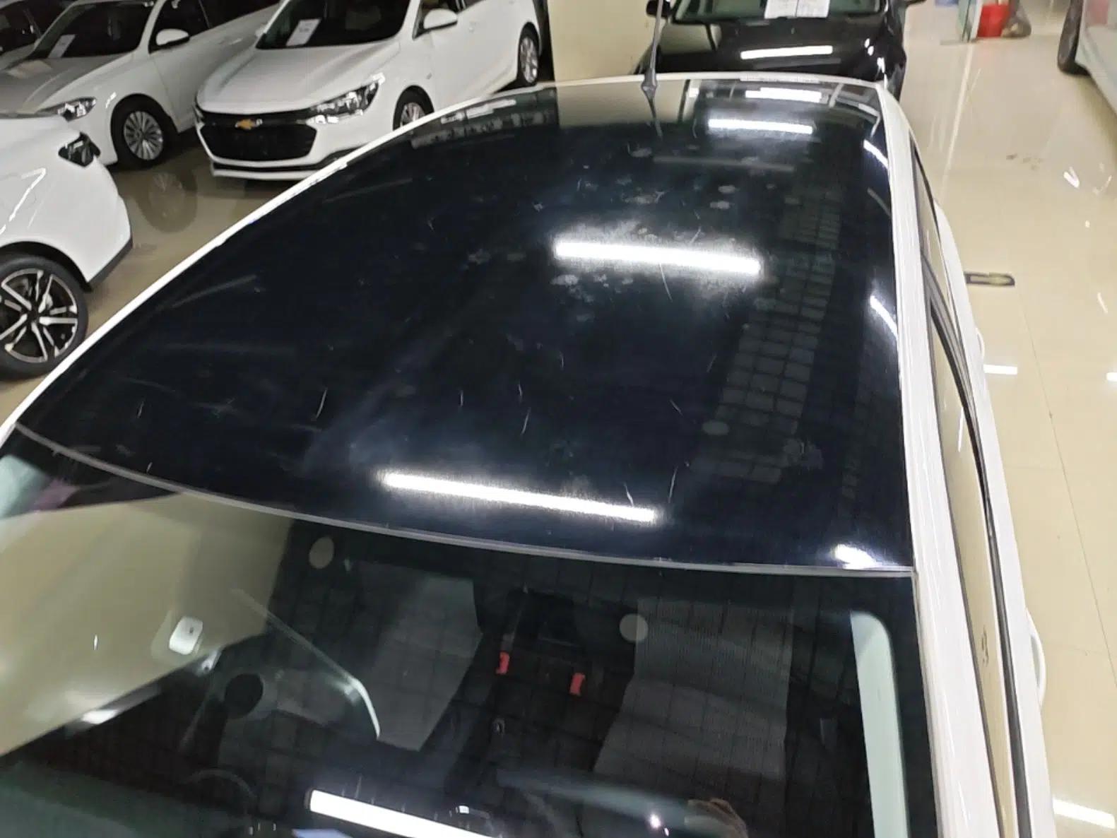 Volkswagen Polo 2016 1.4L Automatic Trendy Model — миниатюра 7