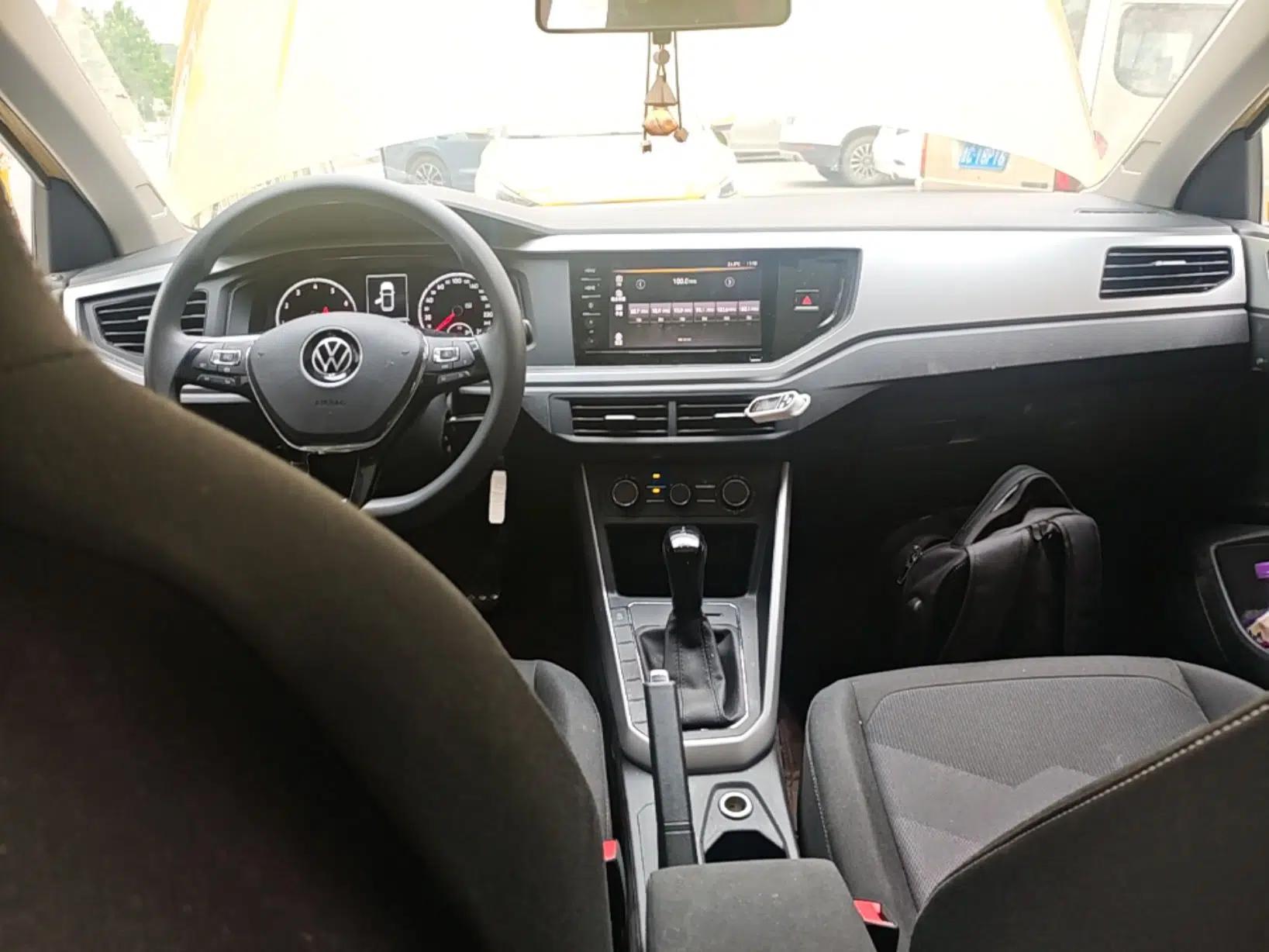 Volkswagen Polo 2021 Plus 1.5L Automatic Panoramic Enjoyment Edition — миниатюра 12