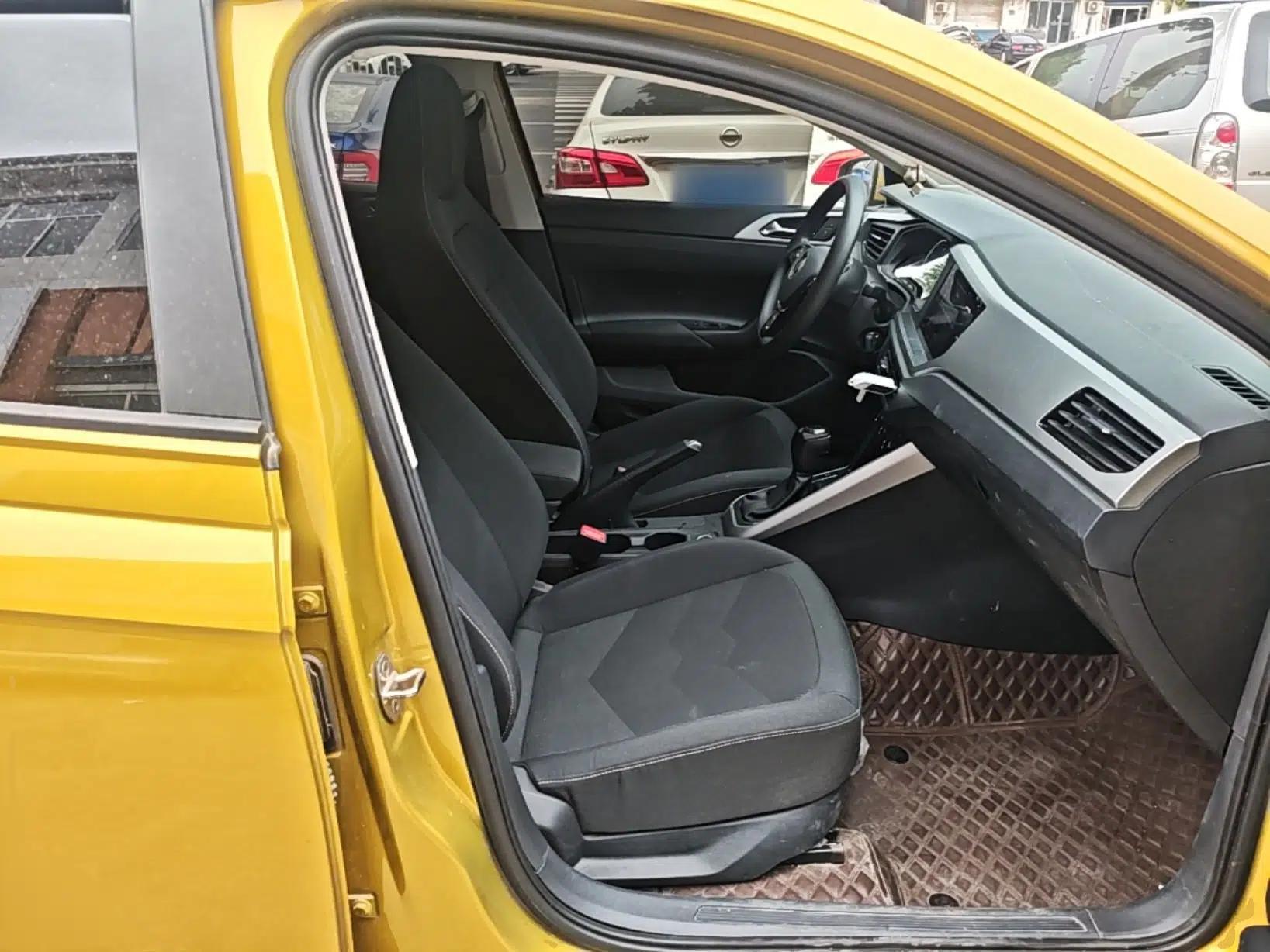 Volkswagen Polo 2021 Plus 1.5L Automatic Panoramic Enjoyment Edition — миниатюра 19