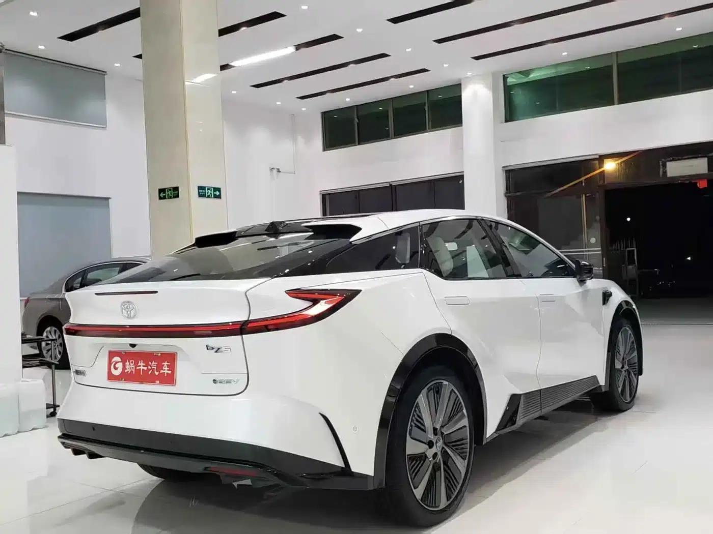 Toyota BZ5 2025 550 PRO Smart Edition — миниатюра 11