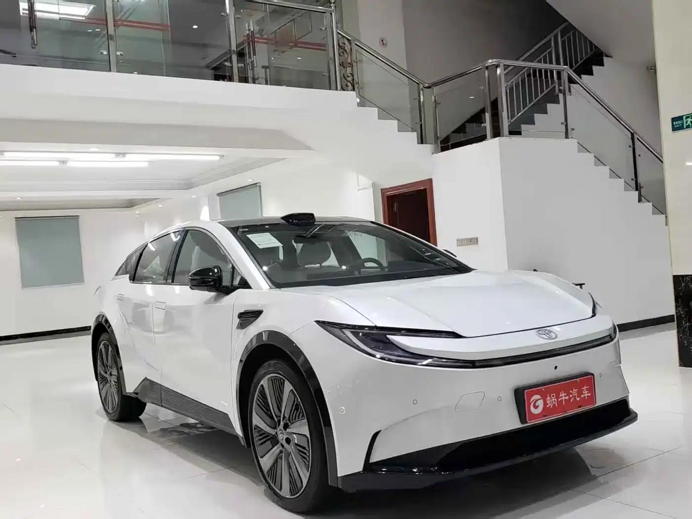 Toyota BZ5 2025 550 PRO Smart Edition — миниатюра 3