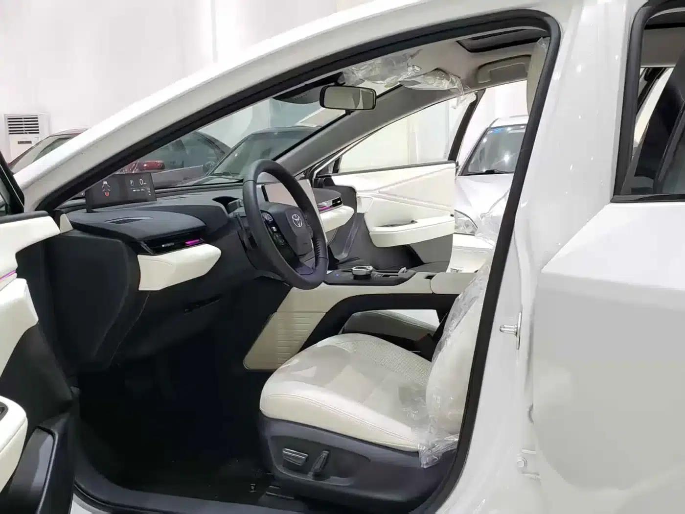 Toyota BZ5 2025 550 PRO Smart Edition — миниатюра 4