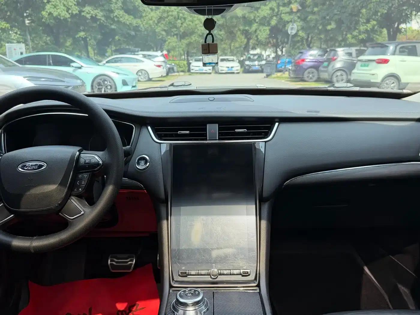 2019 Taurus EcoBoost 245 Premium Edition — миниатюра 9