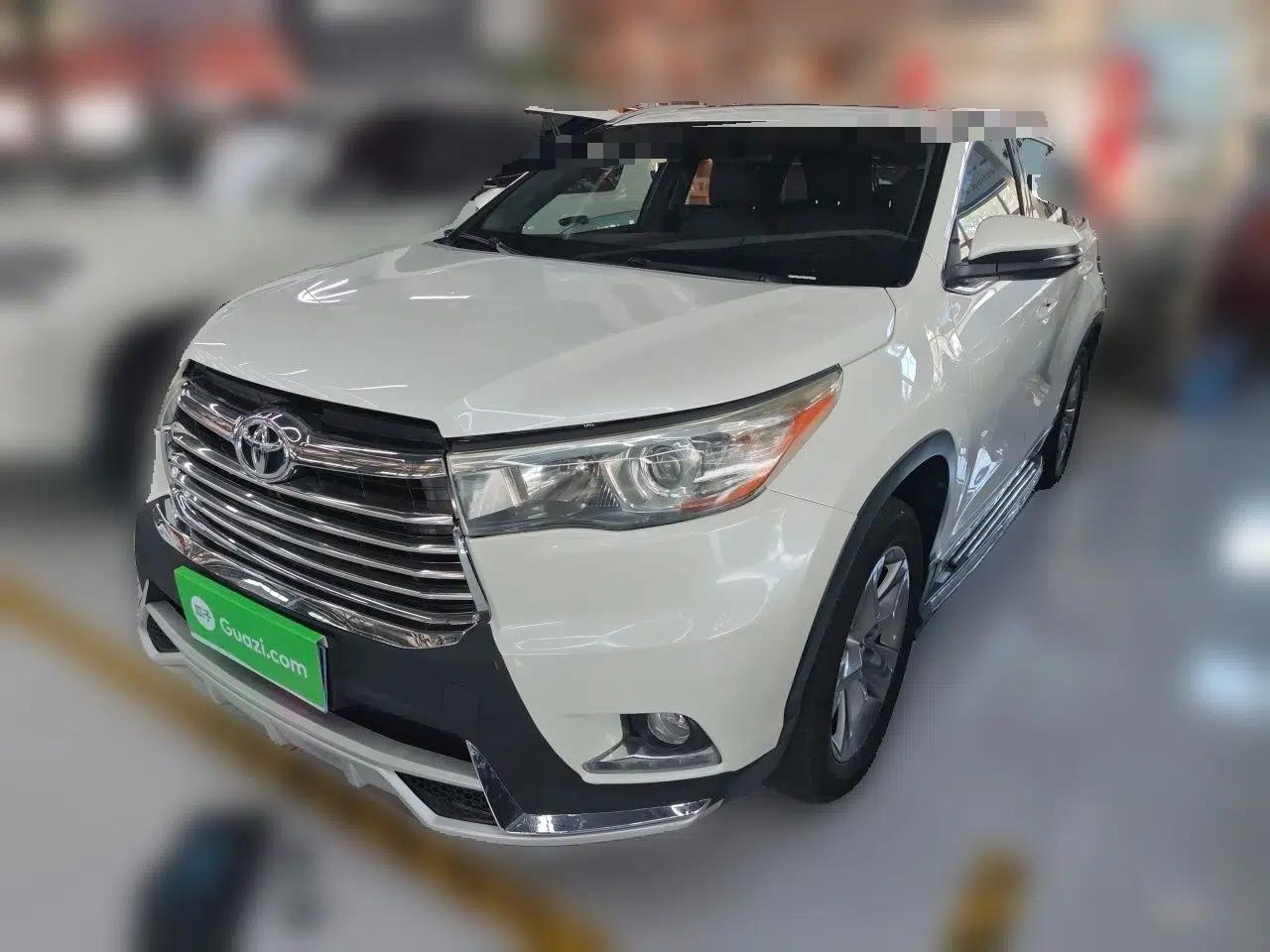 Toyota Highlander 2015 2.0T Two-Wheel Drive Luxury Edition 7 Seats — миниатюра 1
