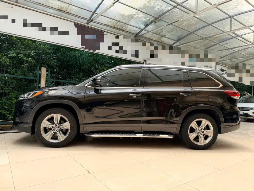 Toyota Highlander 2018 2.0T Four-Wheel Drive Luxury Edition 7 Seats China V Emission Standard — миниатюра 3
