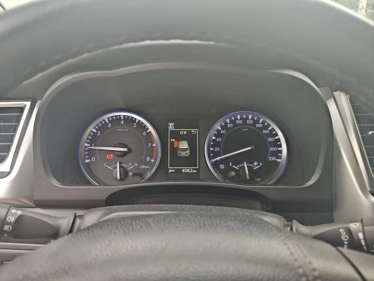 Toyota Highlander 2018 2.0T Four-Wheel Drive Prestige Version 7 Seats China VI Standard — миниатюра 11