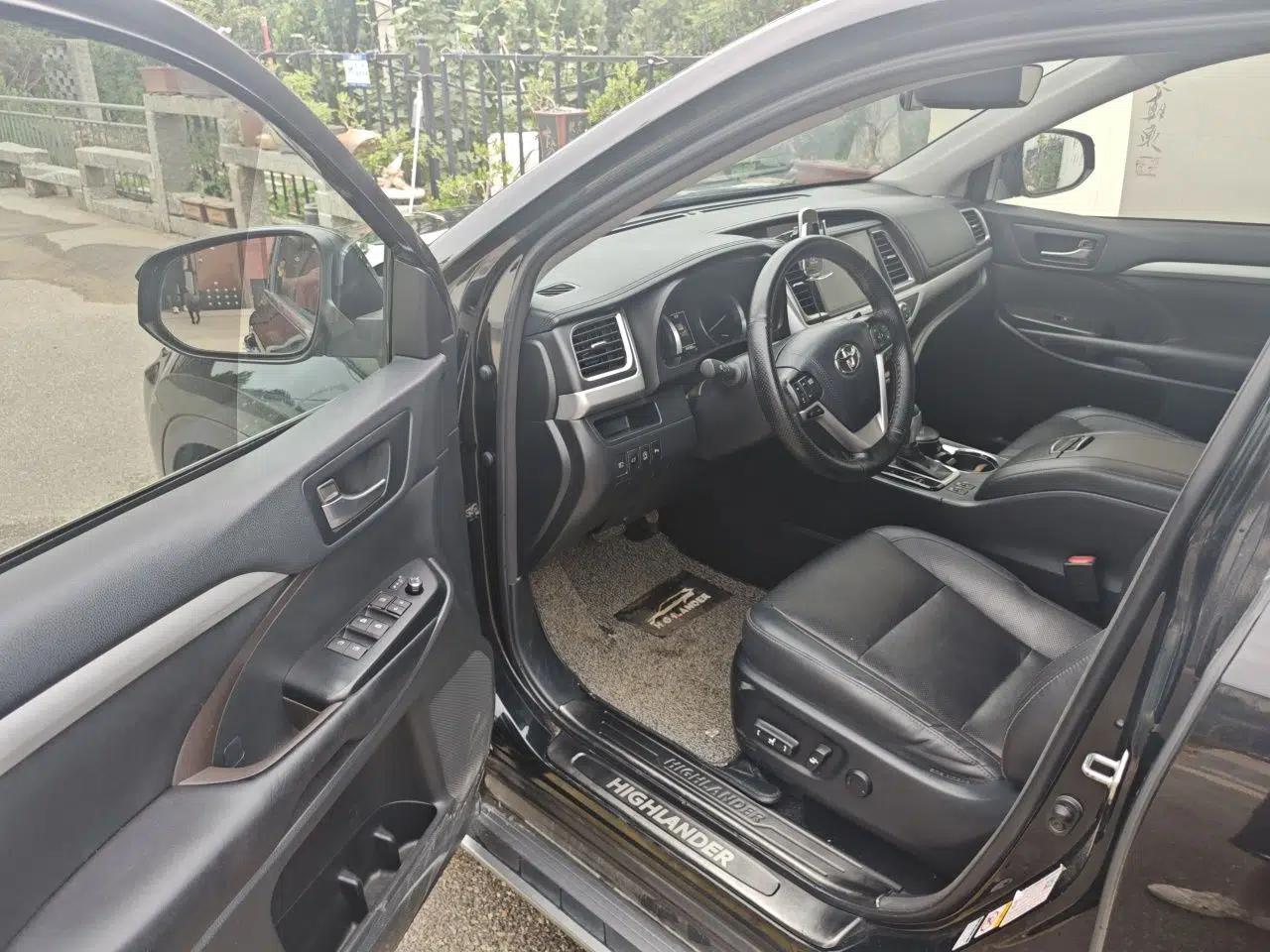 Toyota Highlander 2018 2.0T Four-Wheel Drive Prestige Version 7 Seats China VI Standard — миниатюра 16
