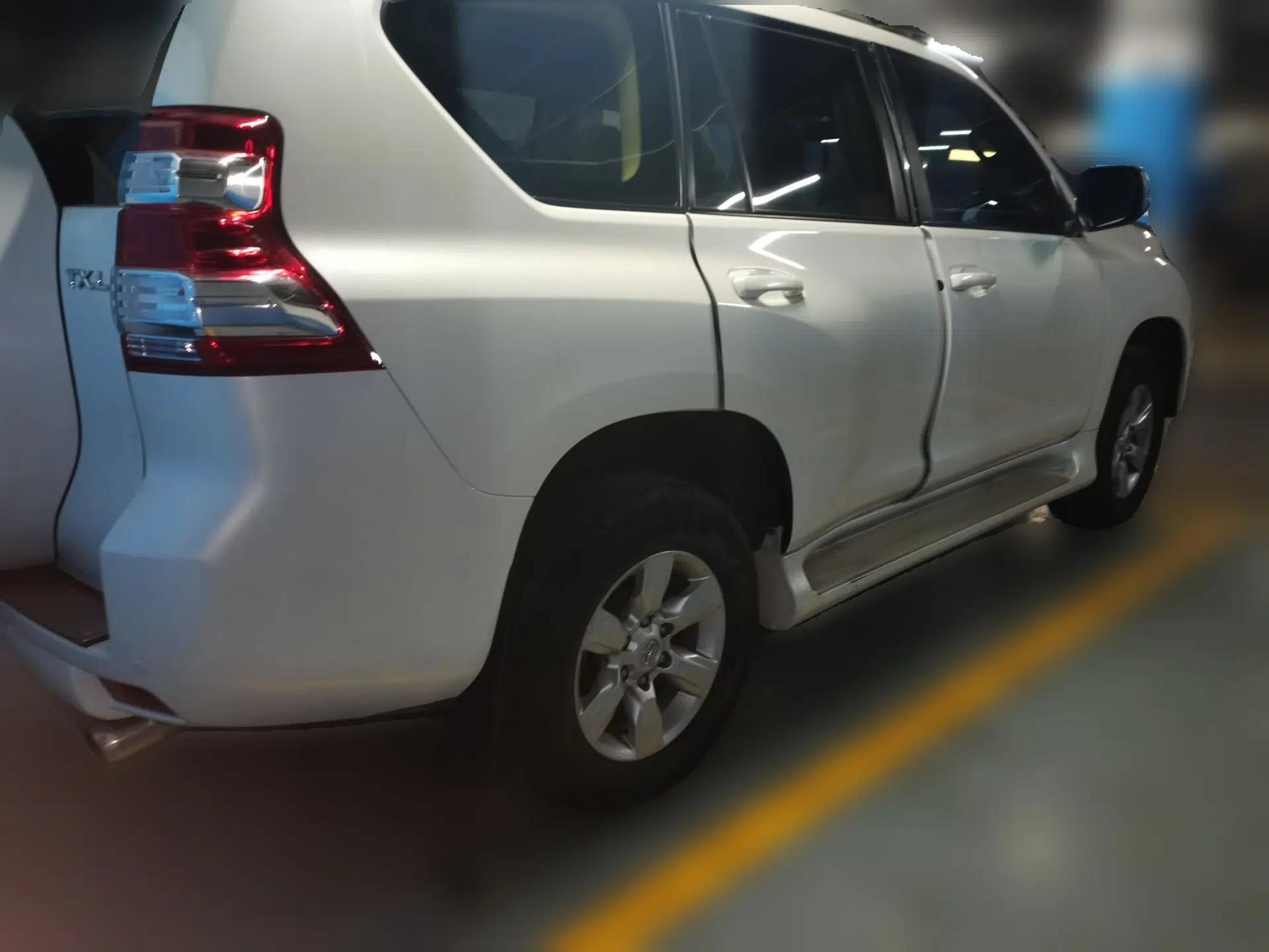 Toyota Prado 2013 2.7L Automatic Parallel Import — миниатюра 6