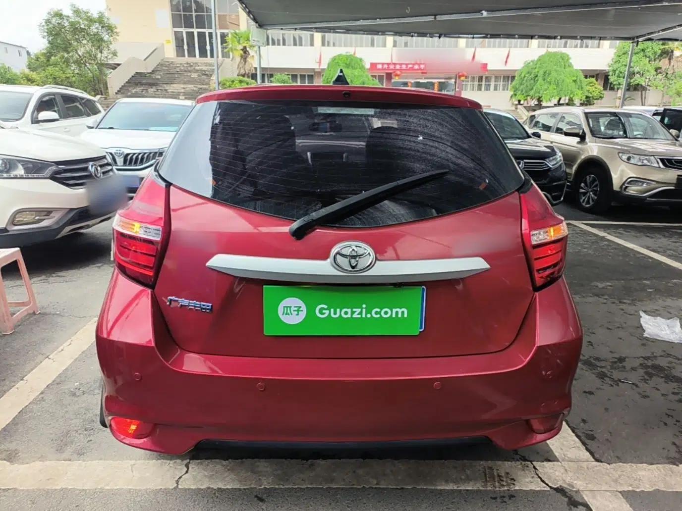 Toyota YARiS L Zhi Xuan 2016 Revised 1.5E CVT Charming Edition — миниатюра 5