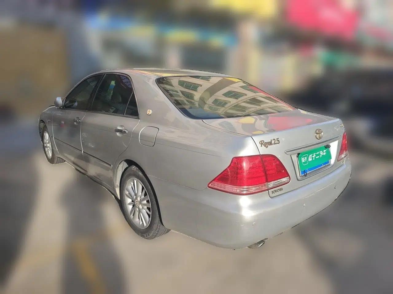 Toyota Crown 2007 2.5L Royal Special Edition — миниатюра 4