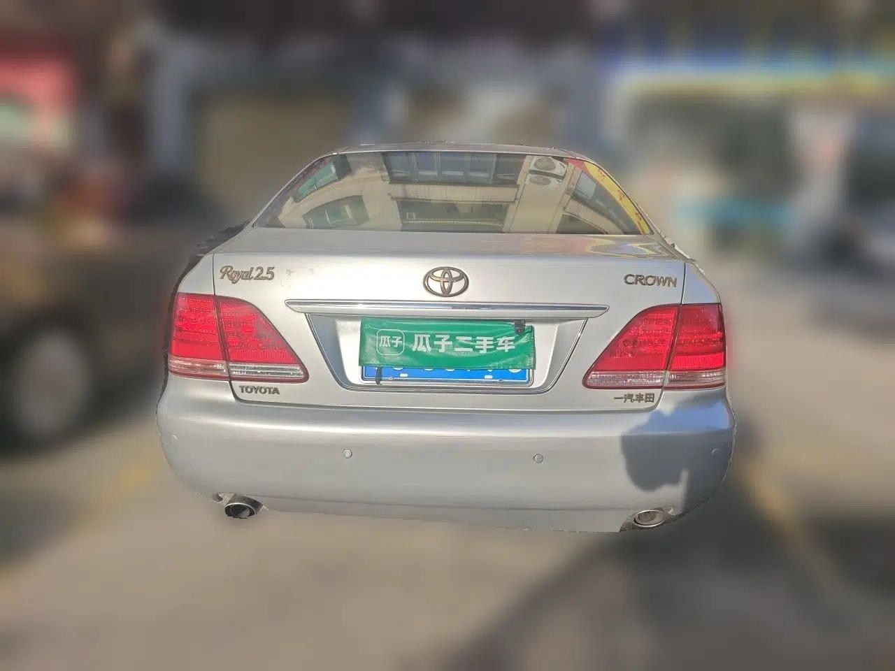 Toyota Crown 2007 2.5L Royal Special Edition — миниатюра 5