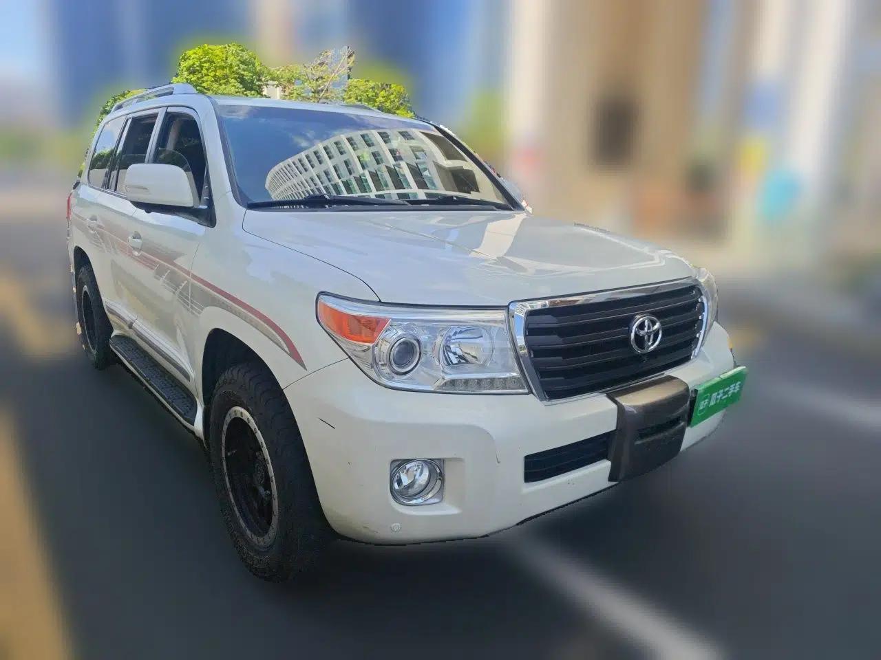 Toyota Land Cruiser — миниатюра 3