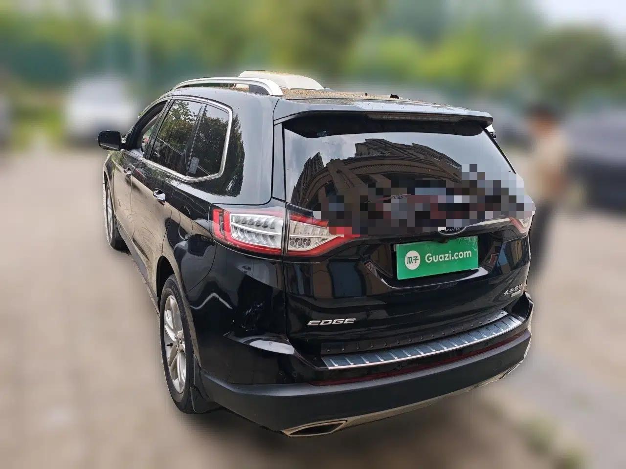 Ford Edge 2018 EcoBoost 245 Two-Wheel-Drive Titanium 7-Seater China VI Standard — миниатюра 4