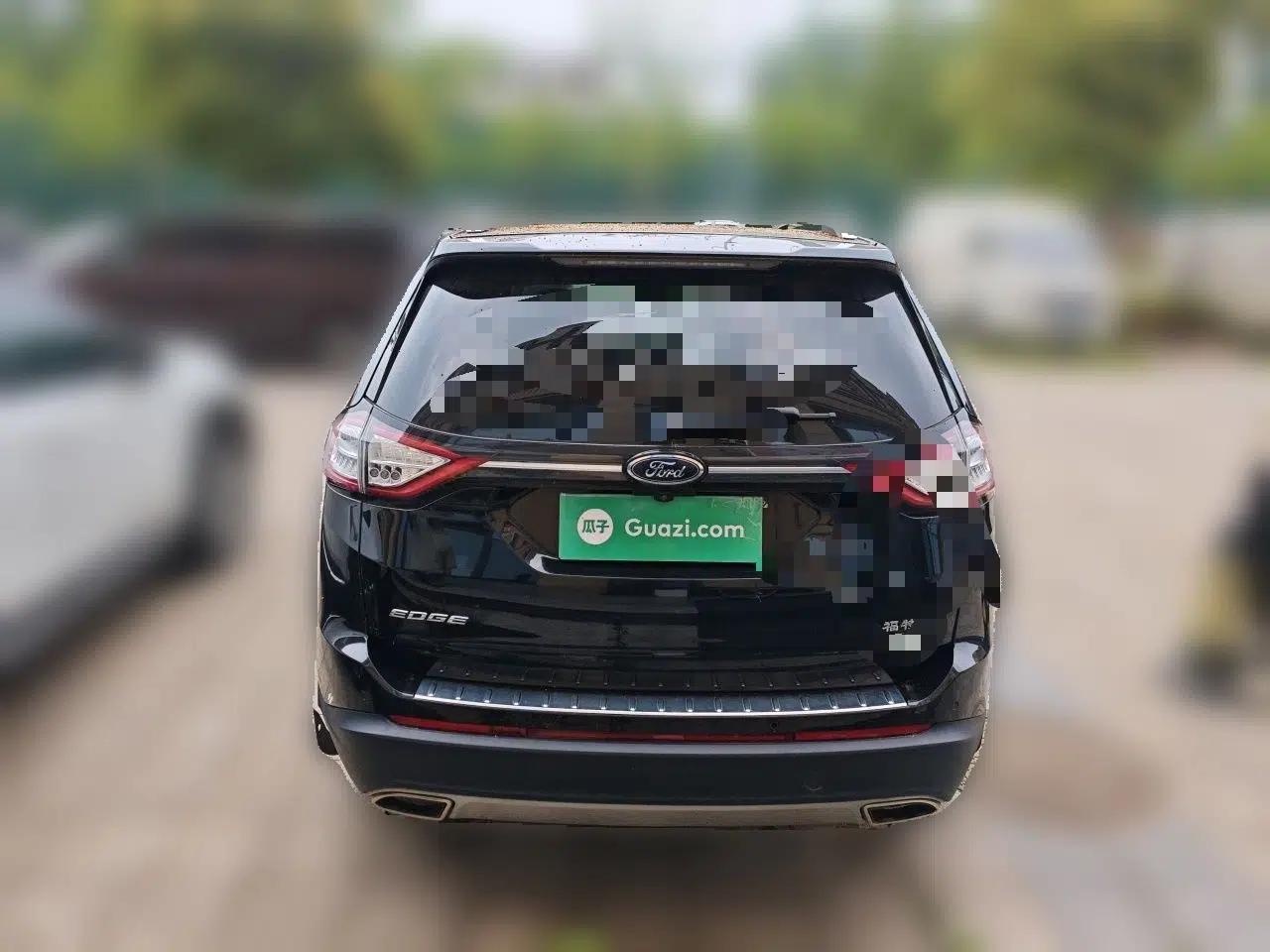 Ford Edge 2018 EcoBoost 245 Two-Wheel-Drive Titanium 7-Seater China VI Standard — миниатюра 5