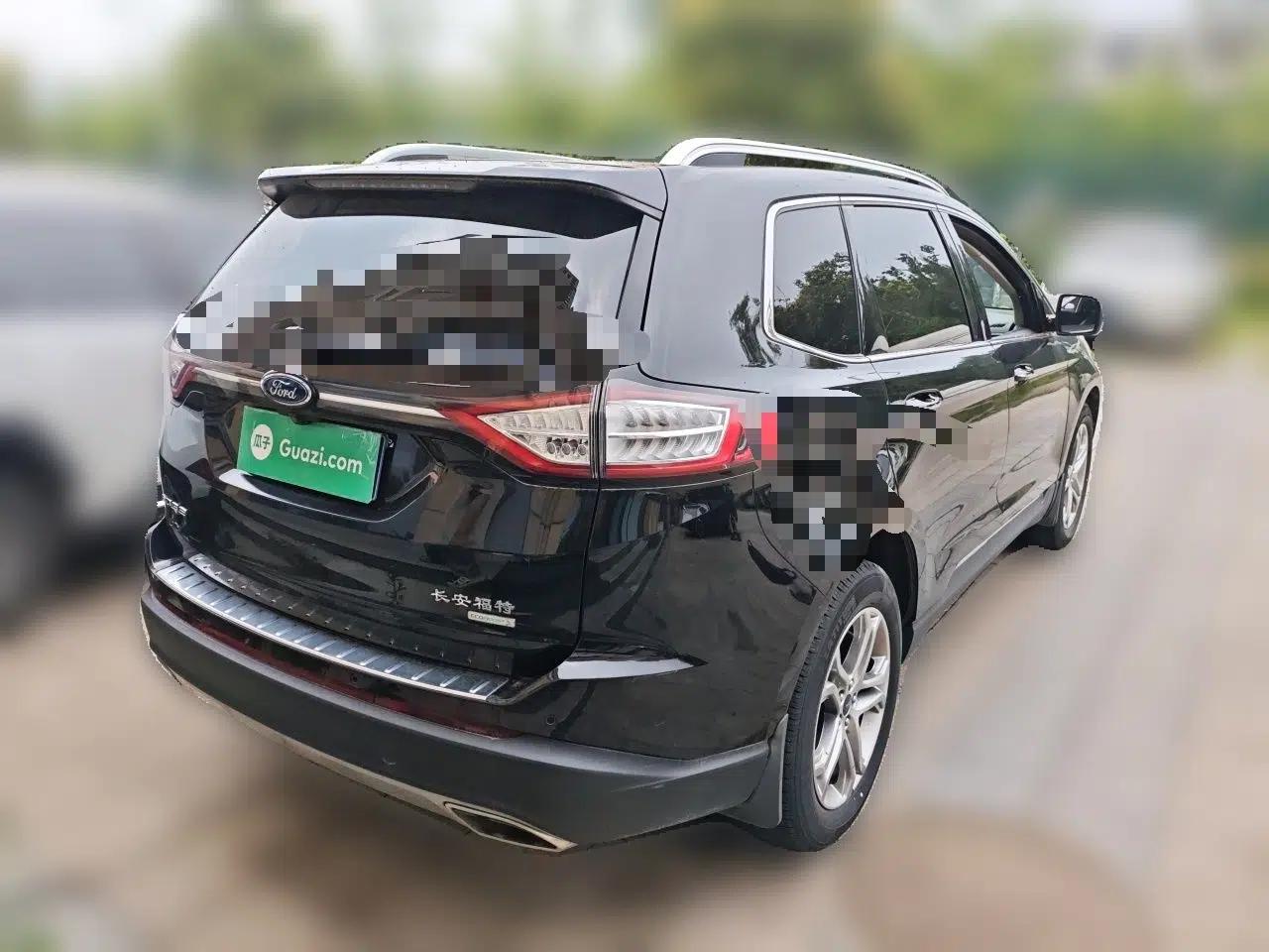 Ford Edge 2018 EcoBoost 245 Two-Wheel-Drive Titanium 7-Seater China VI Standard — миниатюра 6