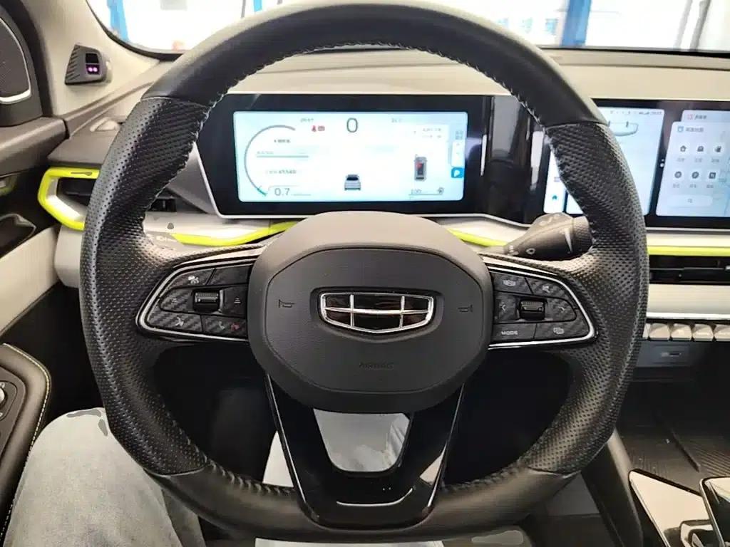 Geely Binyue 2022 Model: Binyue COOL 1.5TD DCT Battle Edition — миниатюра 11