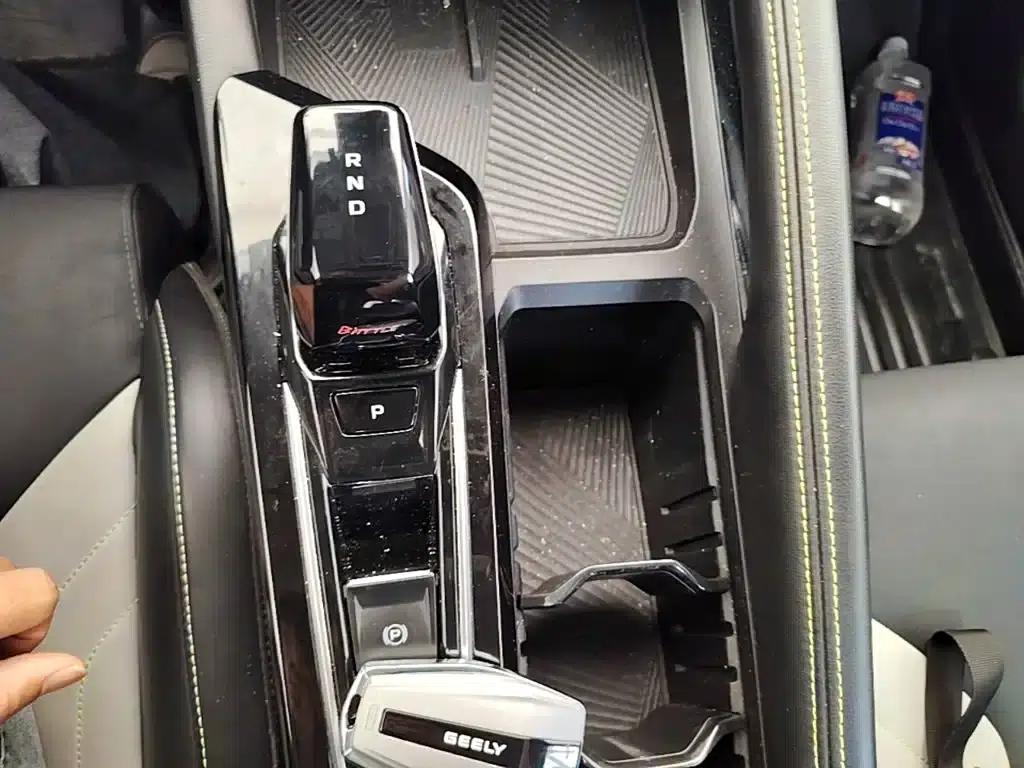 Geely Binyue 2022 Model: Binyue COOL 1.5TD DCT Battle Edition — миниатюра 14