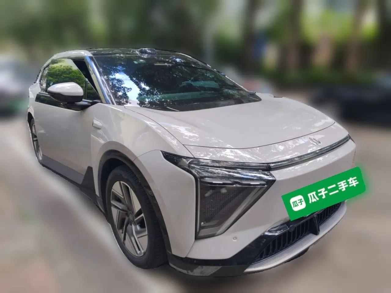 HiPhi Y 2023 810 km Long-Range Version — миниатюра 3