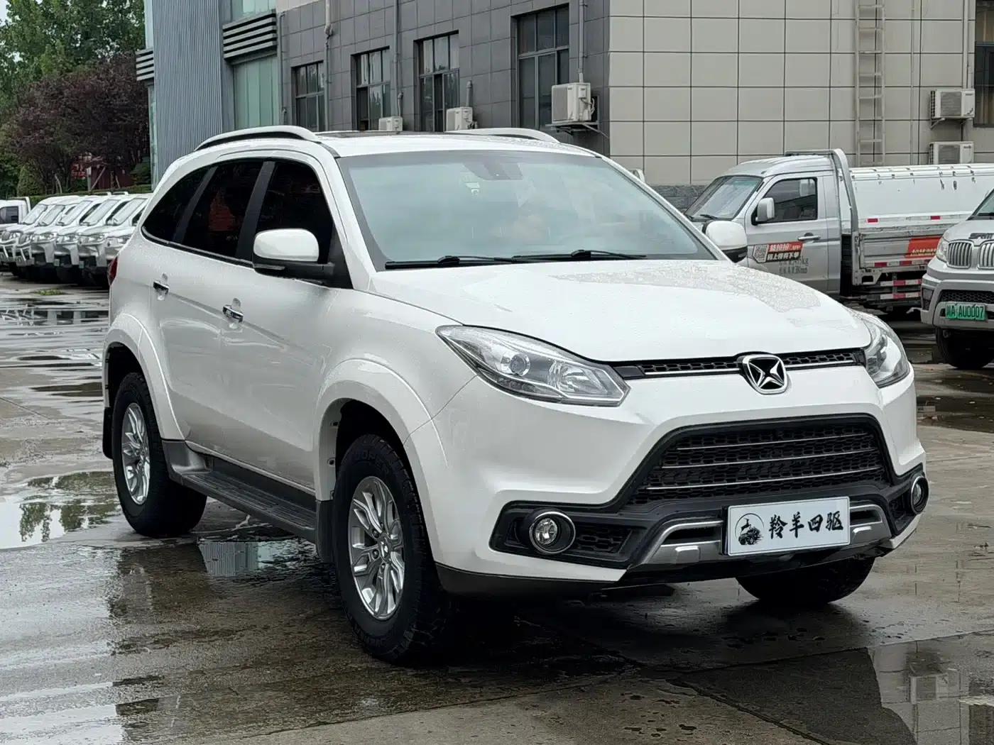 Yusheng S350 2016 2.0T Automatic 4WD Gasoline Luxury 5-Seater — миниатюра 3