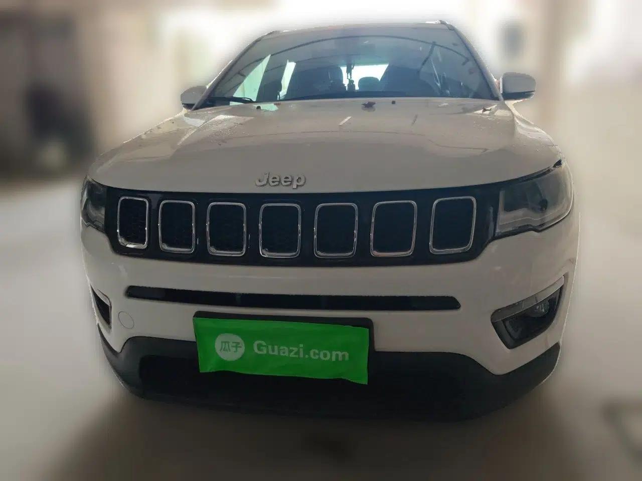 Jeep Compass 2019 220T Automatic Family Edition — миниатюра 2