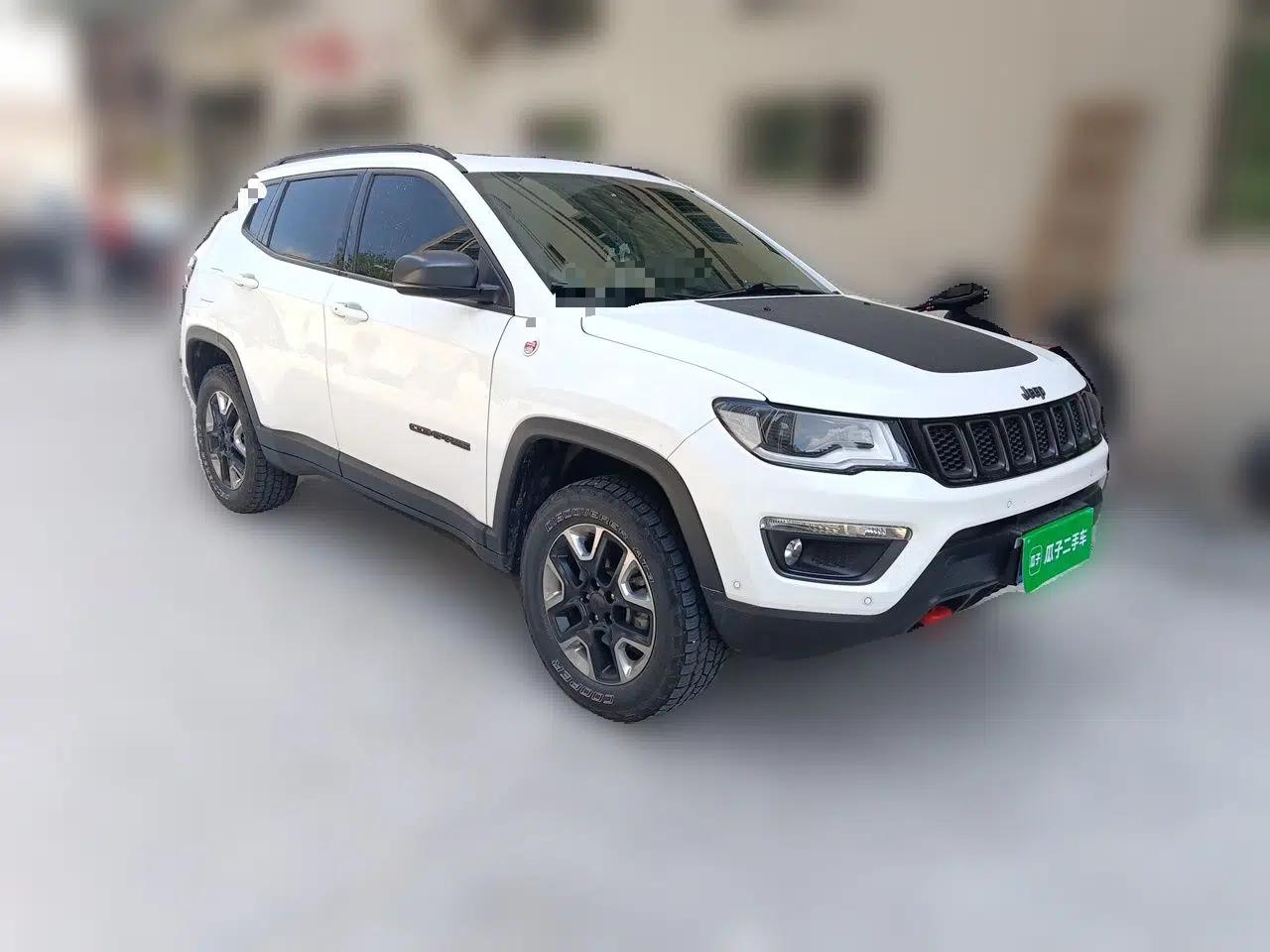 Jeep Compass 2019 220T Automatic Four-Wheel Drive High-Performance Flagship Edition — миниатюра 3