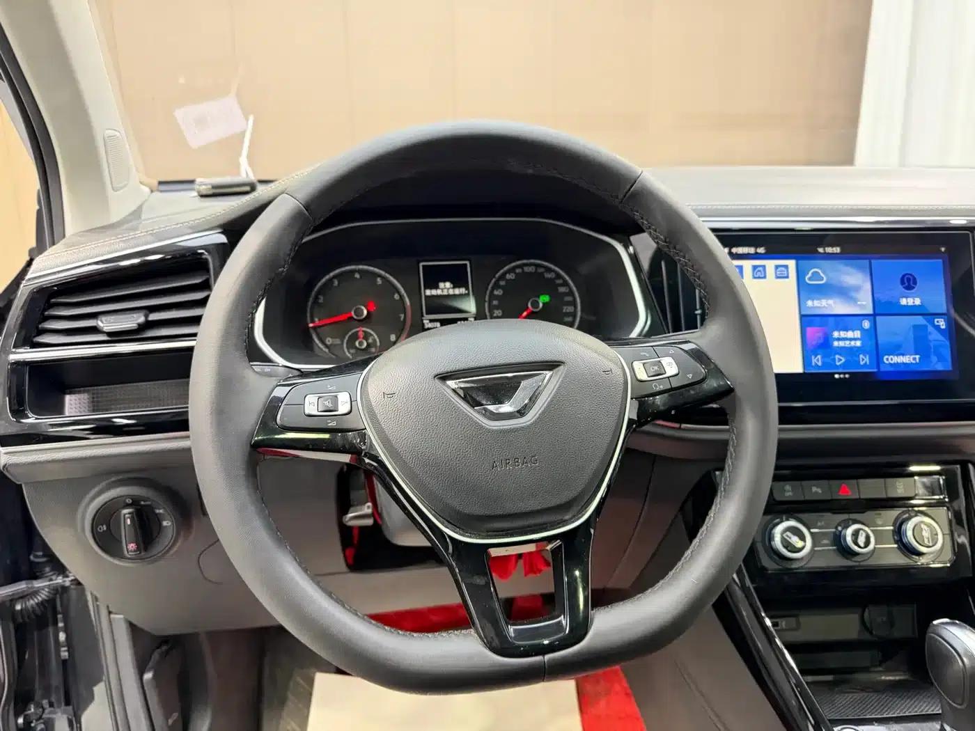 Jetta VS7 2022 Black Edition 1.4T Automatic Enjoyment Pro — миниатюра 9