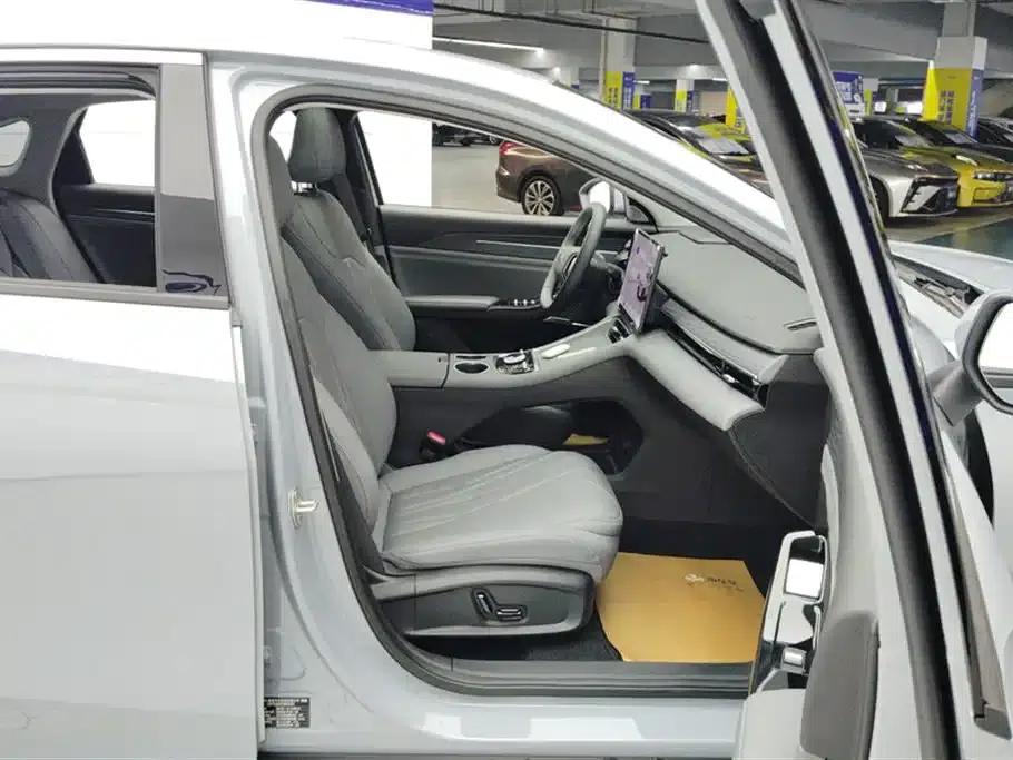 Galaxy L6 2025 EM-i 60km Explorer Edition — миниатюра 8