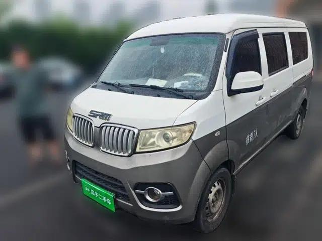 Jinbei Hiace X30 CNG 2023 1.5L Natural Gas Wealthy-Class Passenger Van 5/6/7-Seater Central Air Conditioning Version SWCC15M